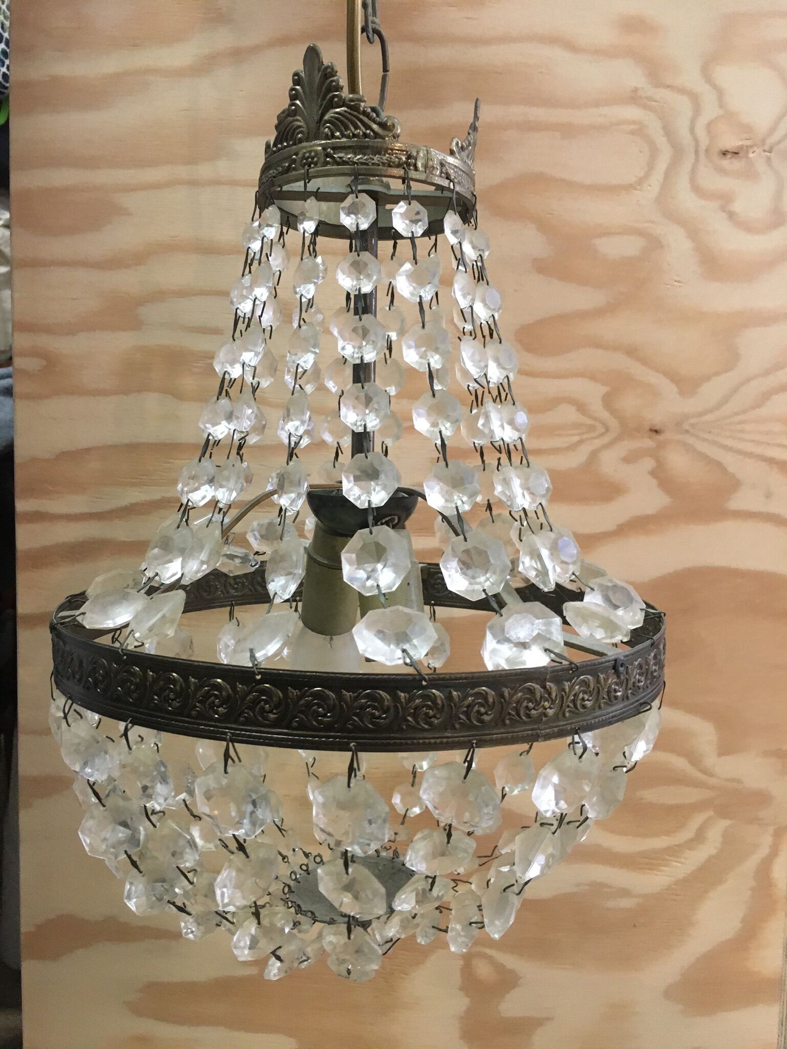 Balloon chandelier with stamps