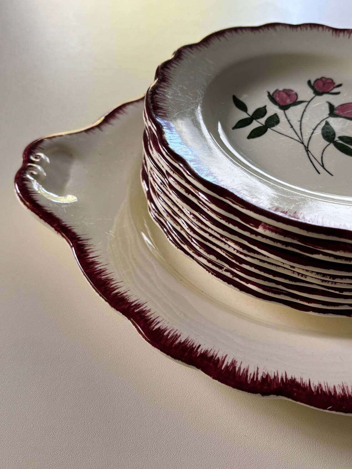 Salins Cerilly model cake service