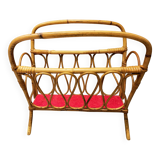 Porte revue en rotin vintage