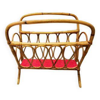 Porte revue en rotin vintage