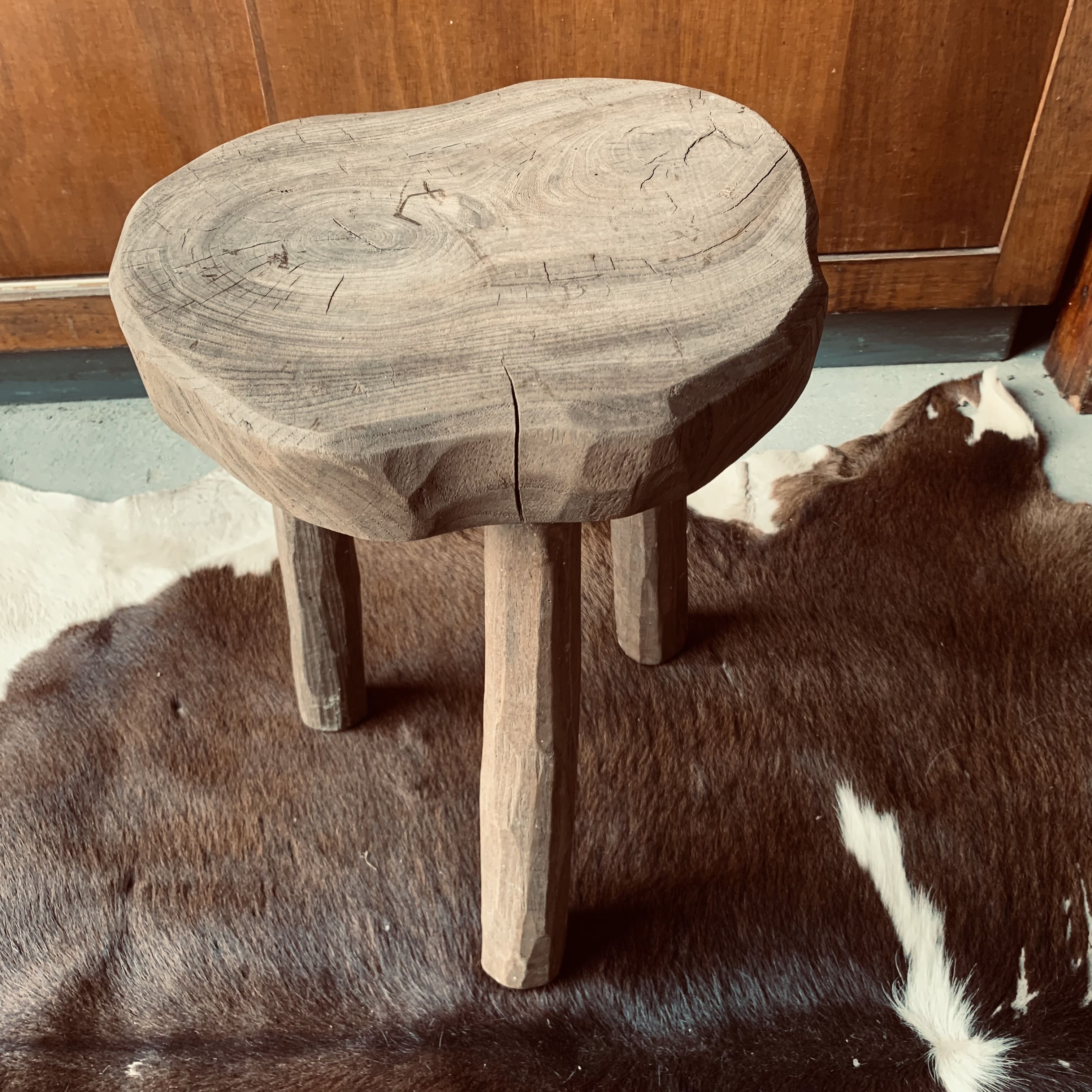 Tripod stool