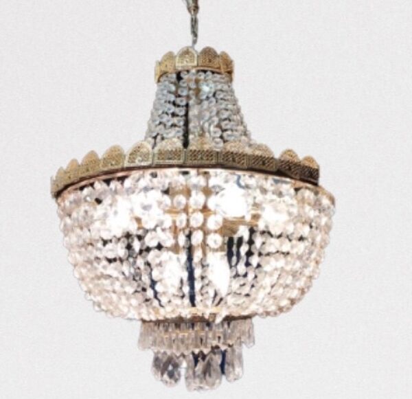 Lustre en cristal, suspension en cristal