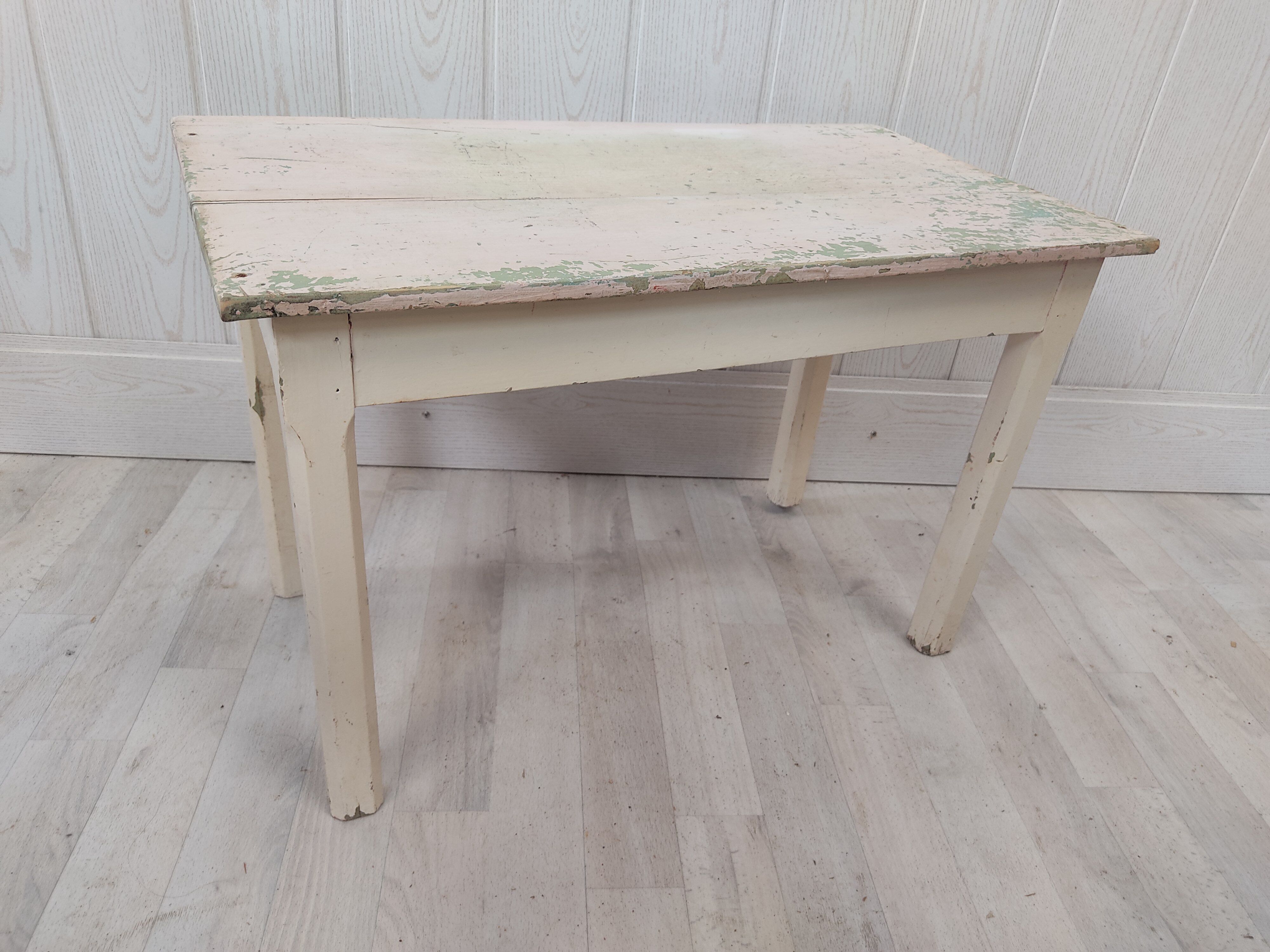 Old wooden bench