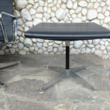Lounge Chair Chair EA124 - Ottoman EA125 by Charles - Ray Eames for Herman Miller 1960s