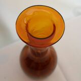 Bubbled amber carafe