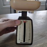 vintage mail scale