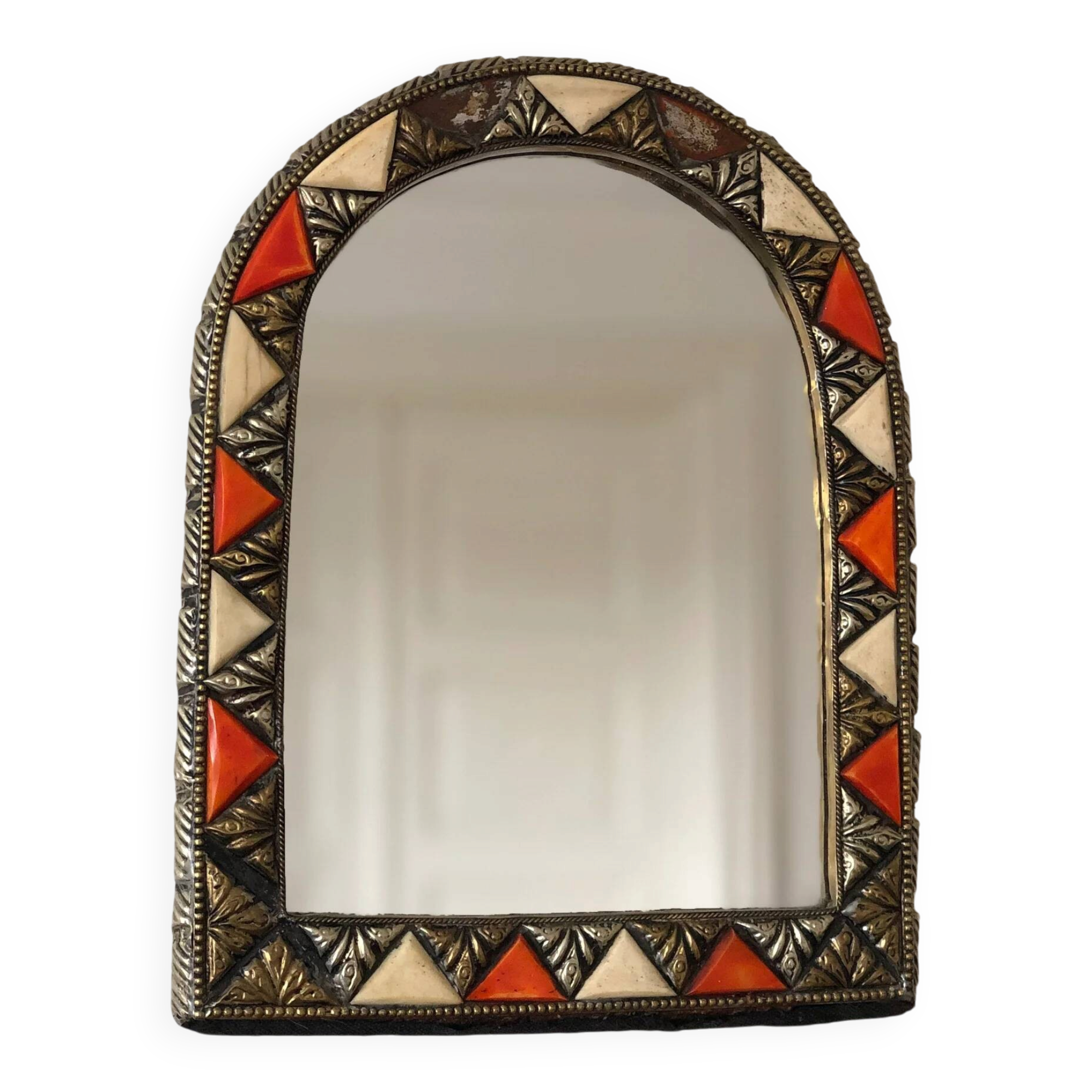 Vintage arched wall mirror – Spanish, Hollywood Regency, Moroccan-inspired 1960s