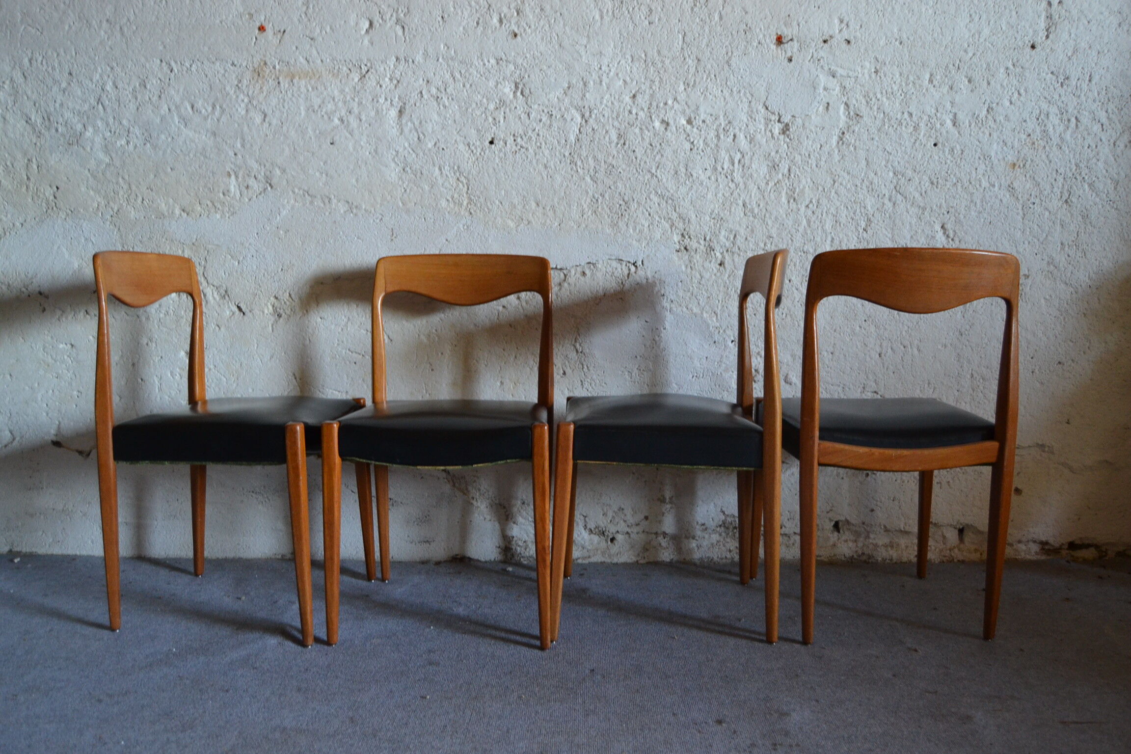 Set of 4 chairs salon by Niels O Möller No. 71 Denmark