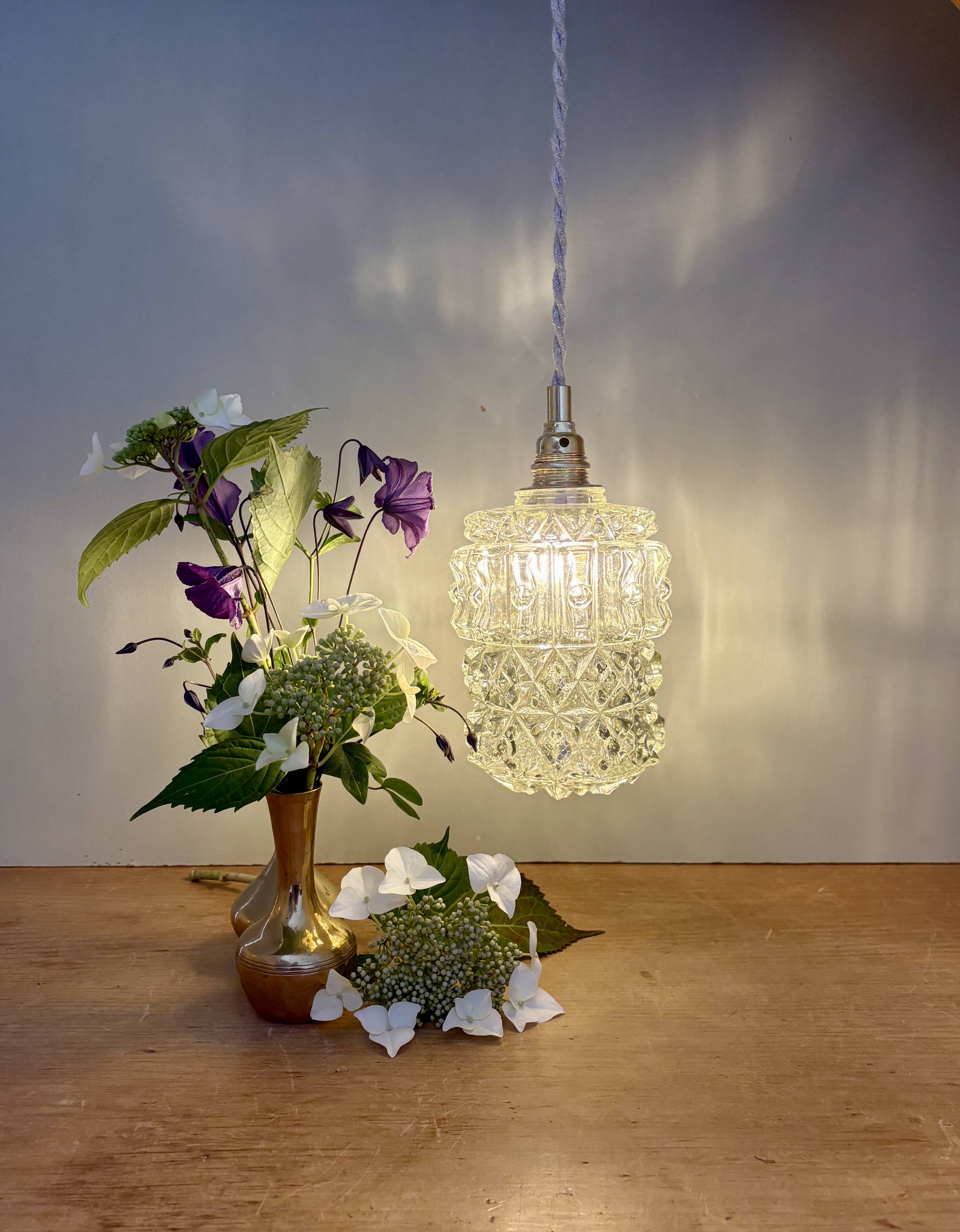 Vintage tulip pendant light in clear molded glass