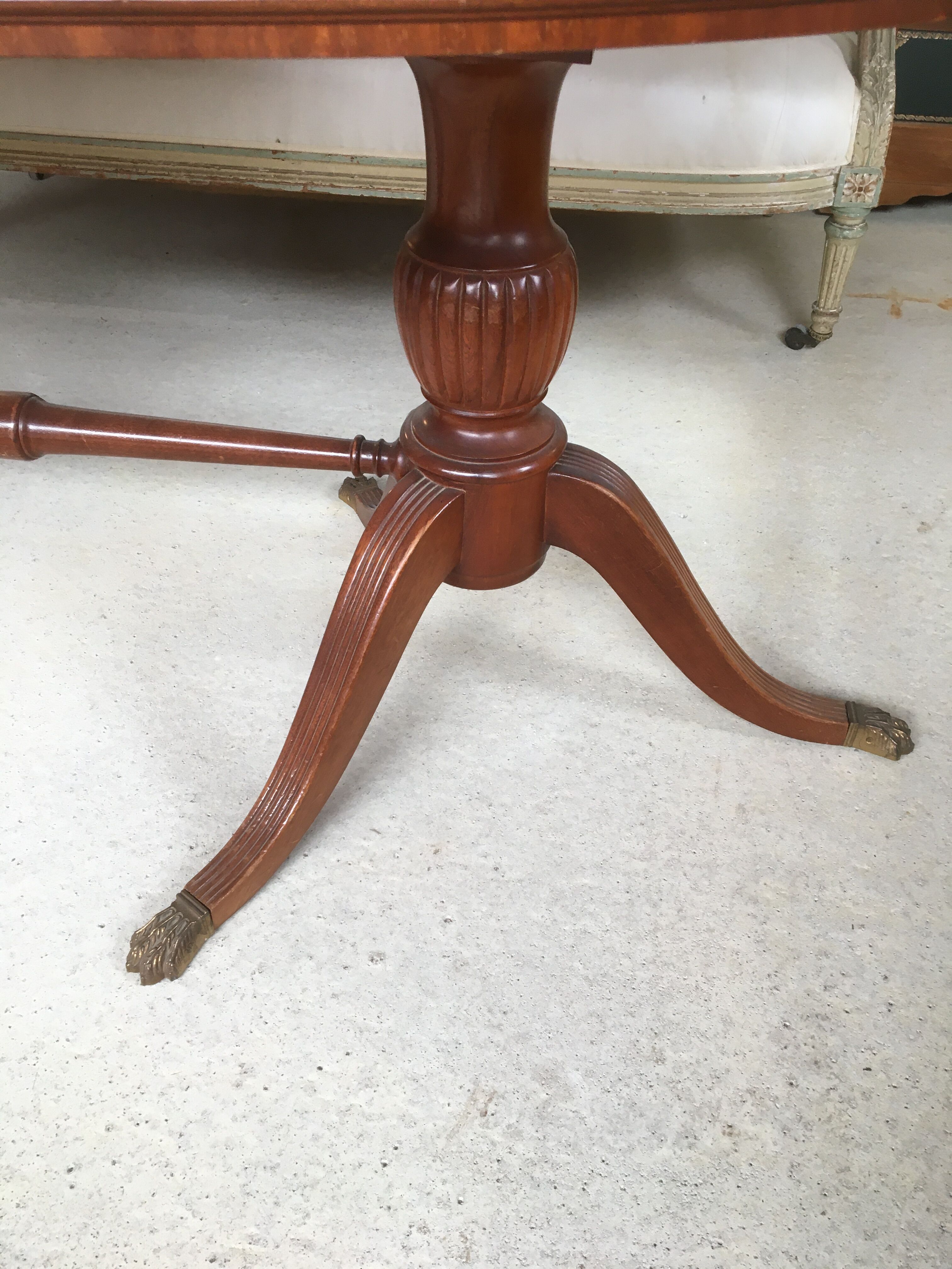 English dining table