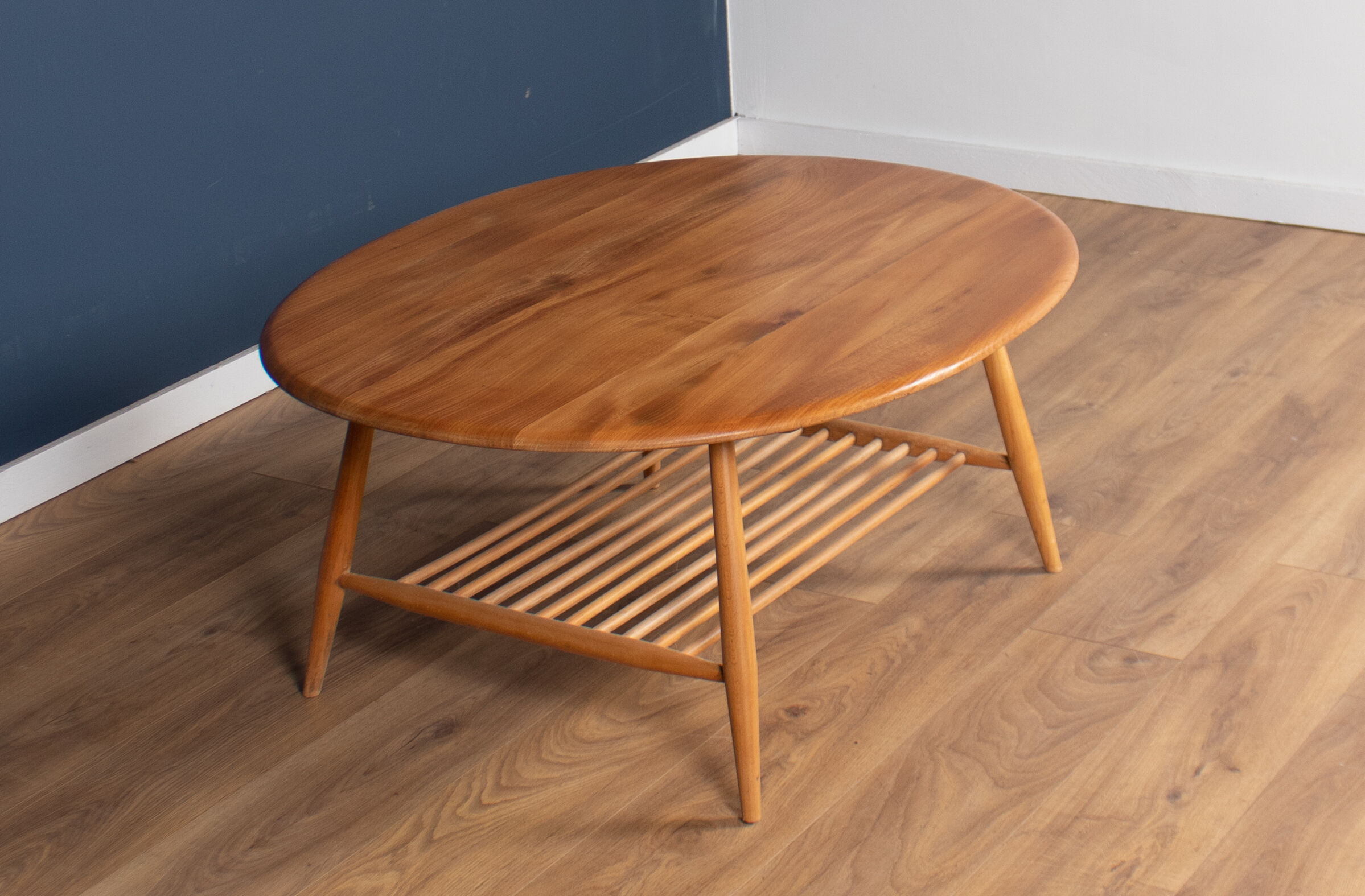 Retro vintage solid elm ercol model 454 supper table, coffee table