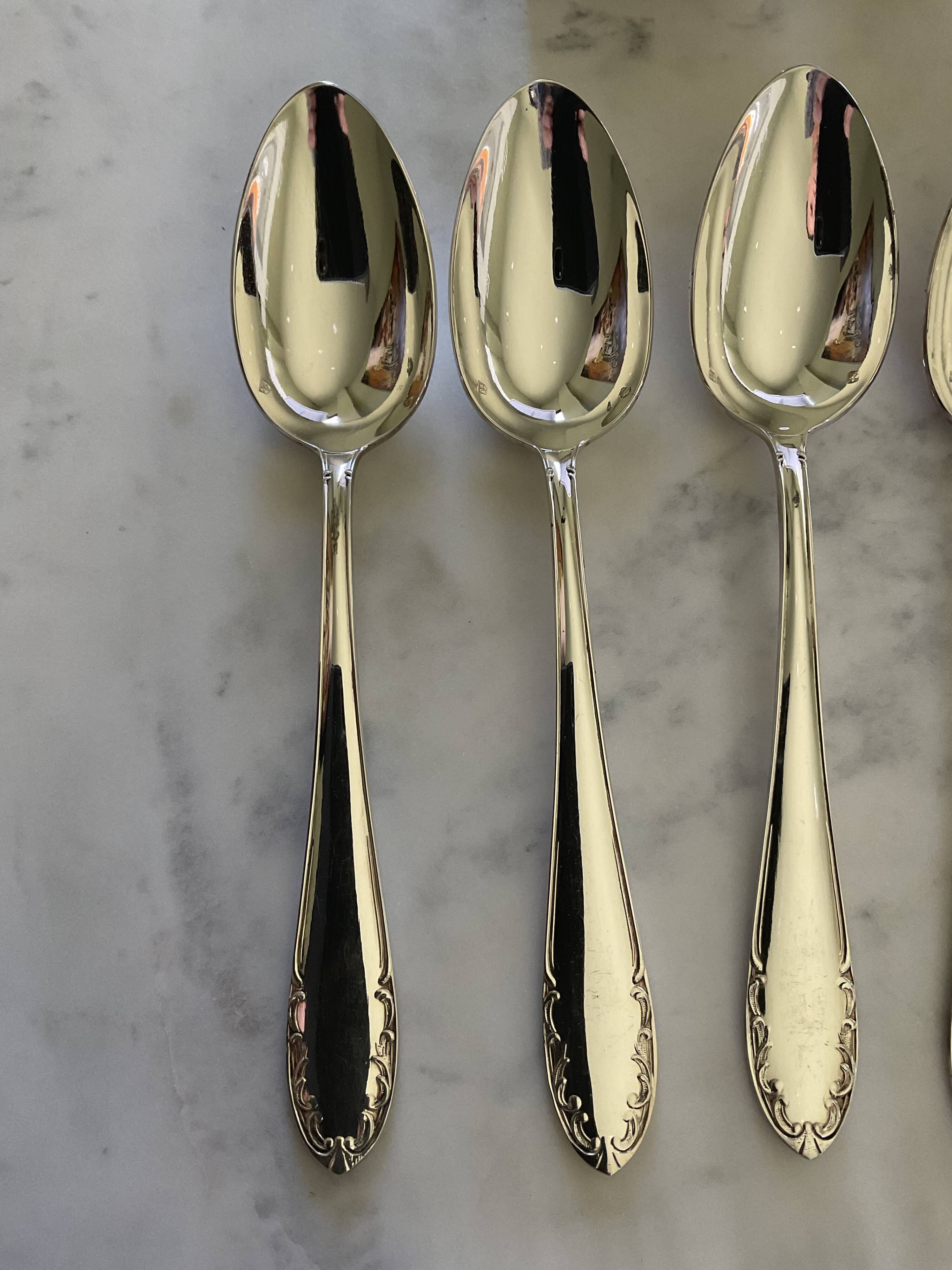 37-piece cutlery set. Silver-plated metal. Vintage