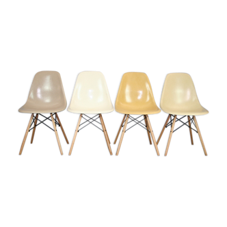 Lot 4 chairs DSW Charles Eames Herman Miller