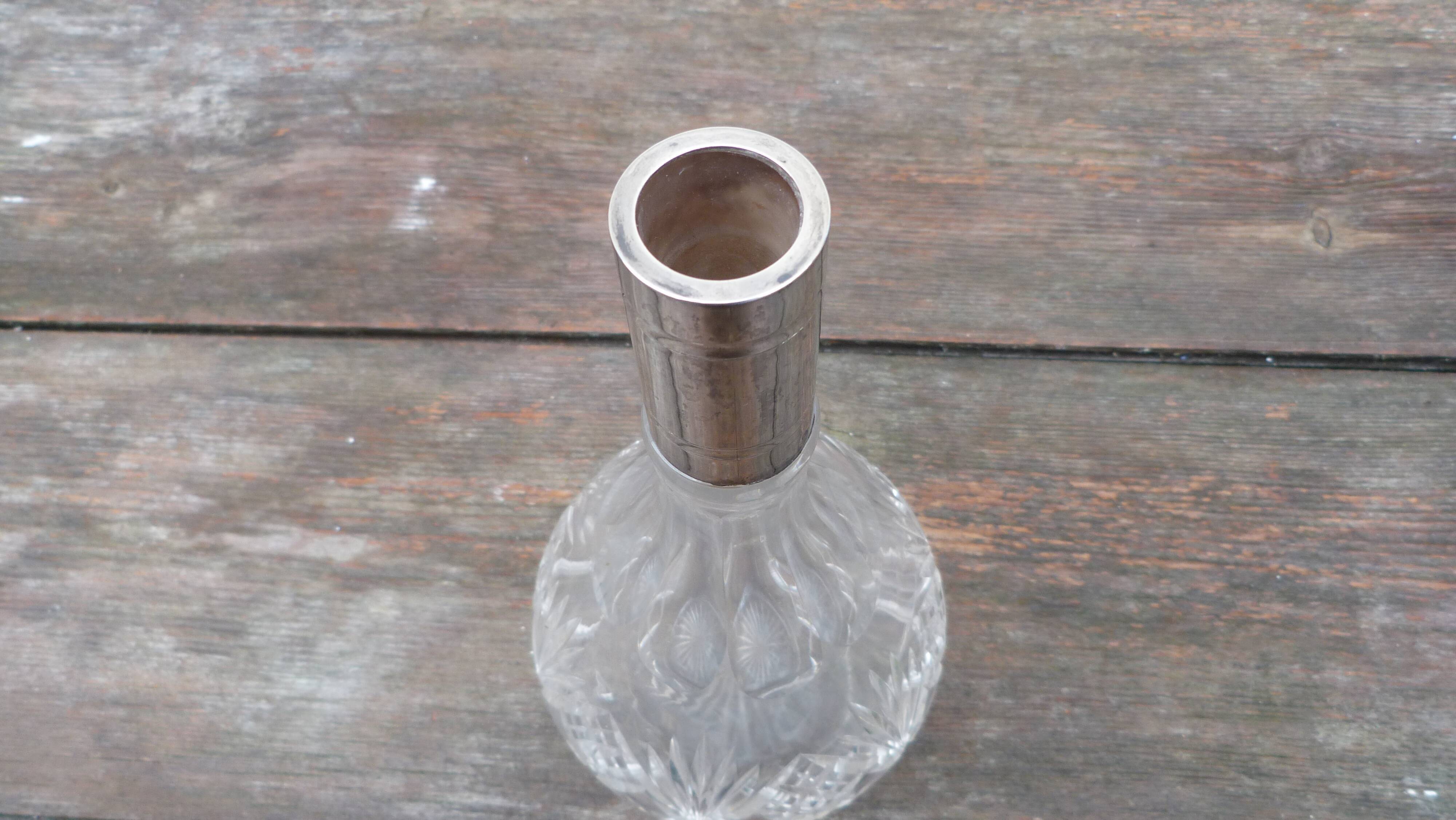 Carafe Crystal carved geometric money minerve and Saint Louis