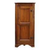 Meuble d’angle en noyer, Italie, fin XIXe siècle