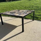 Brutalist coffee table in wrought iron and ceramic from the 70s