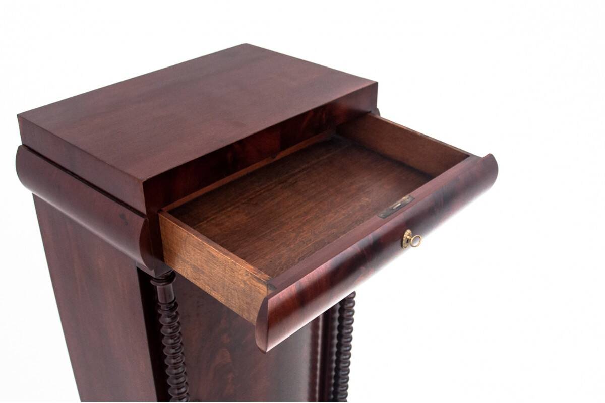 Mahogany cabinet, Northern Europe, circa 1860.