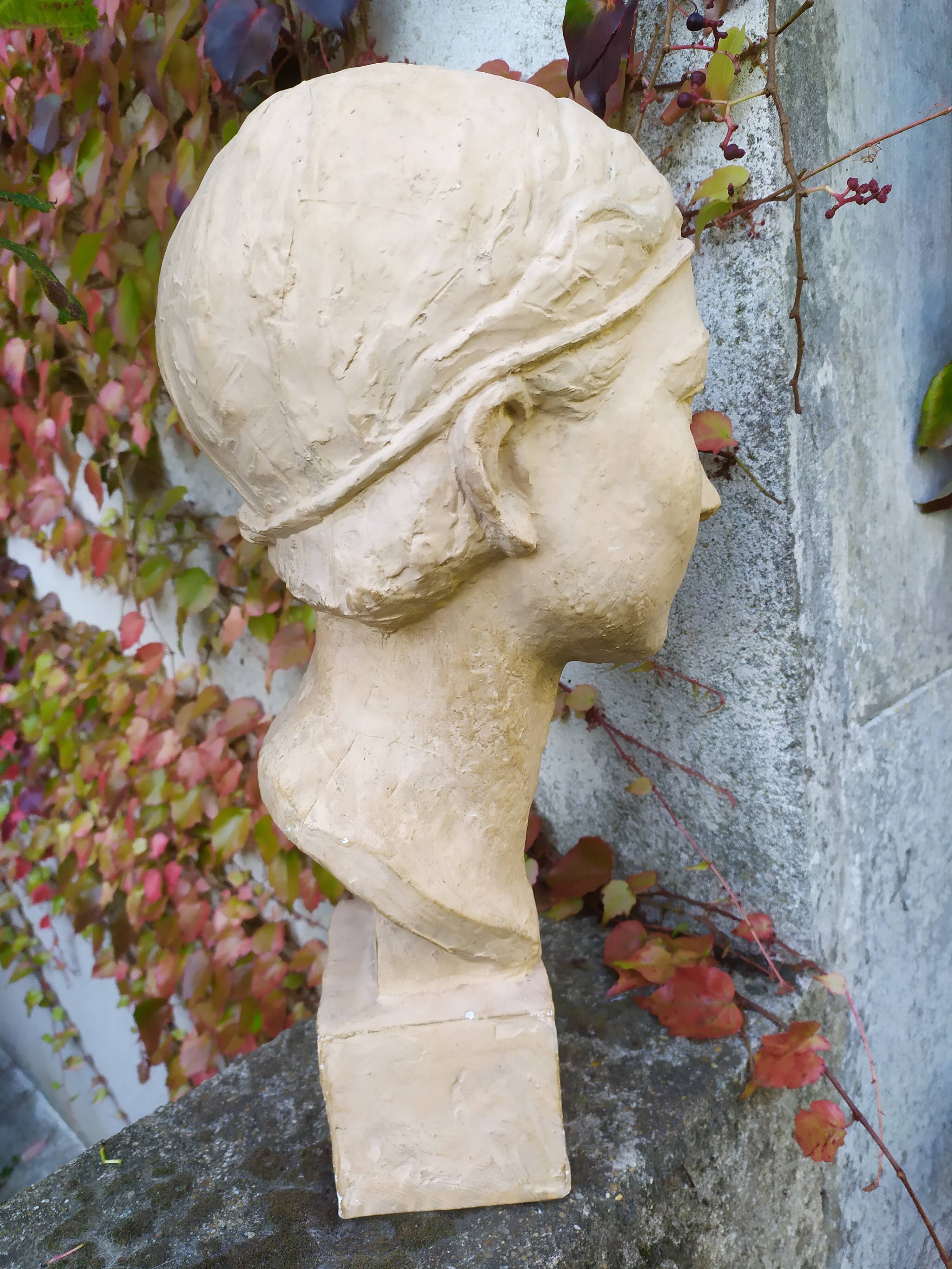 Buste en plâtre