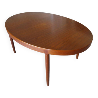 Table ovale design scandinave en teck vintage 1960 extensible