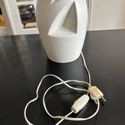 Lampe vintage en céramique ajourée