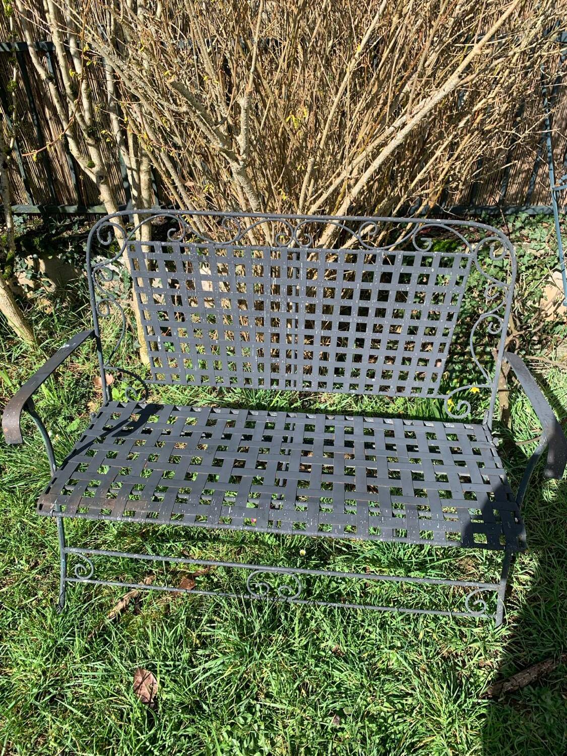 Wrought iron folding garden bench