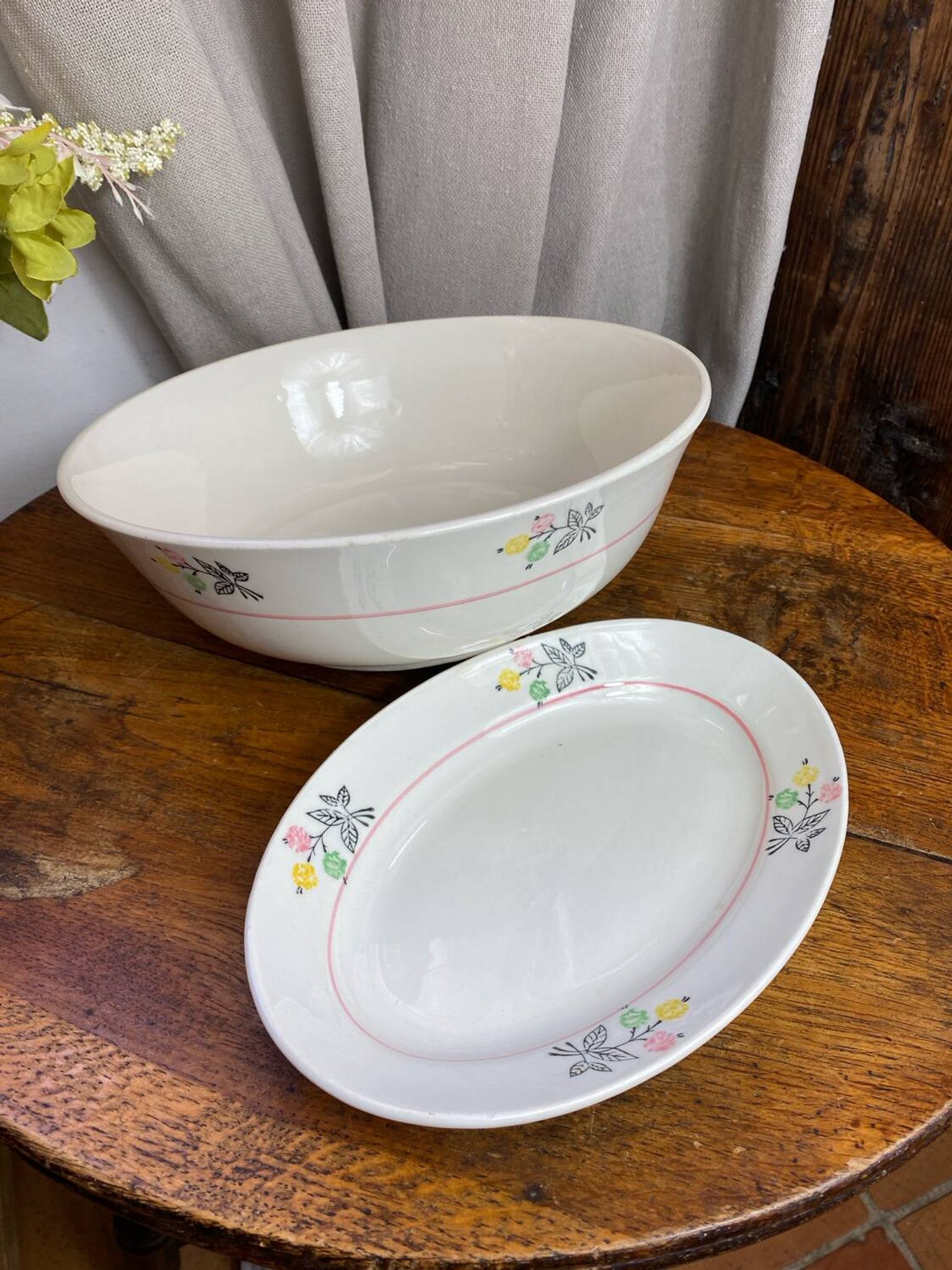 Porcelain salad bowl, Gien