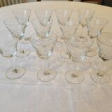 12 crystal wine glasses engraved with floral patterns