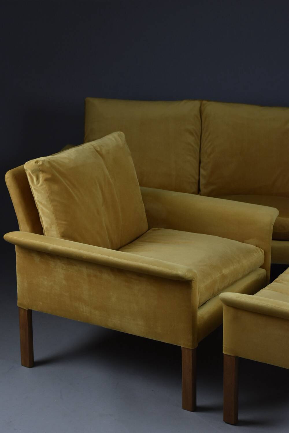 Hans Olsen Model 500 – Lounge Set  Fully Restored