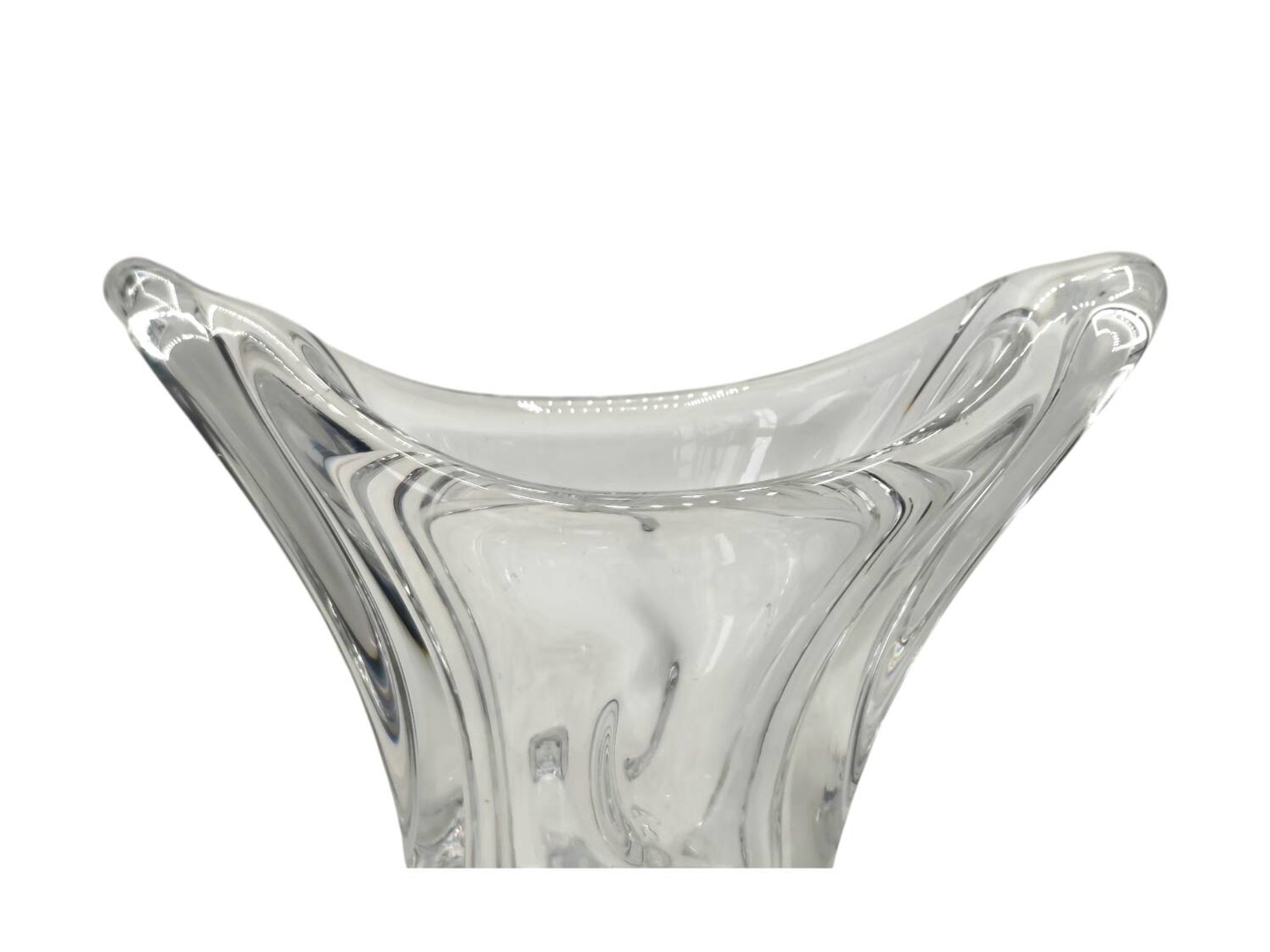 Vase en cristal de Sèvres des années 1950 - Design de forme libre soufflé à la main
