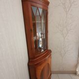 Vitrine d'angle