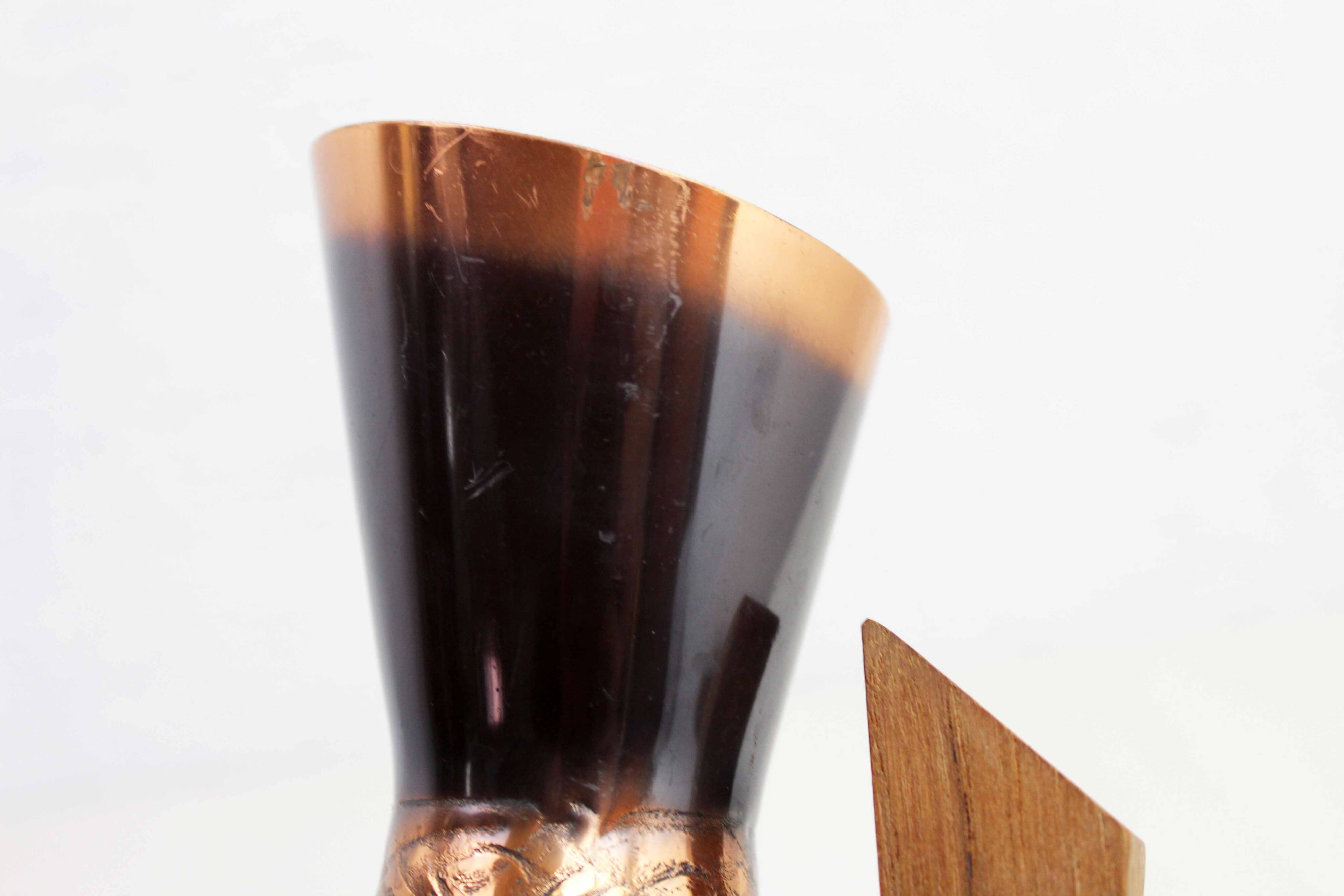 Vase vintage en cuivre et teck