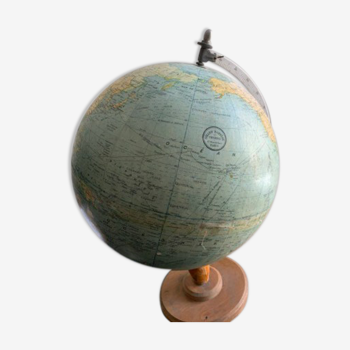 Globe of girard & barrere