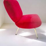 Vintage "Kiss" raspberry armchair
