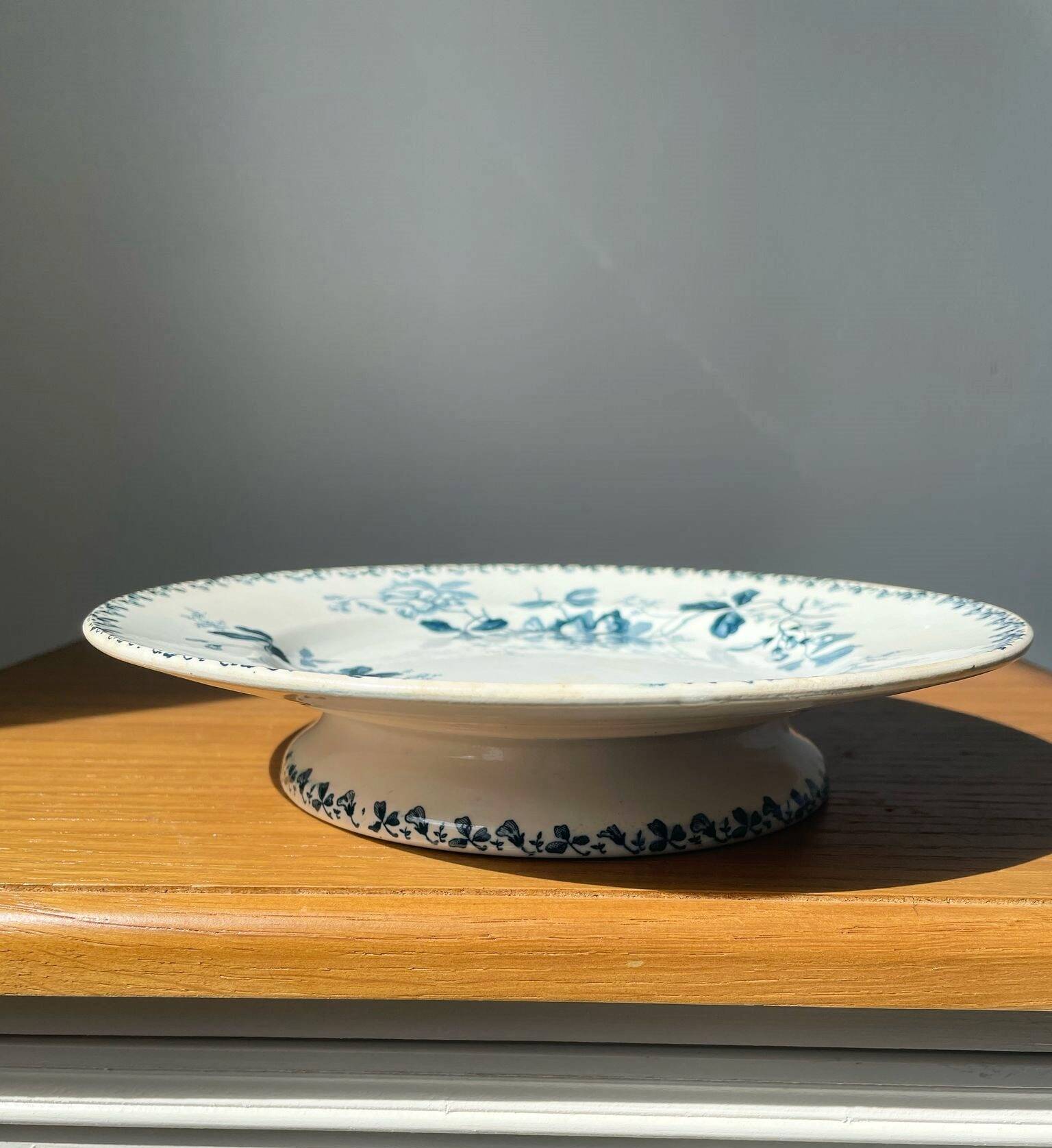 Old presentation dish, ironstone