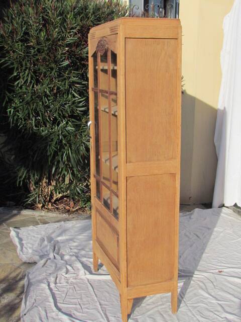 Art Deco display cabinet 1930