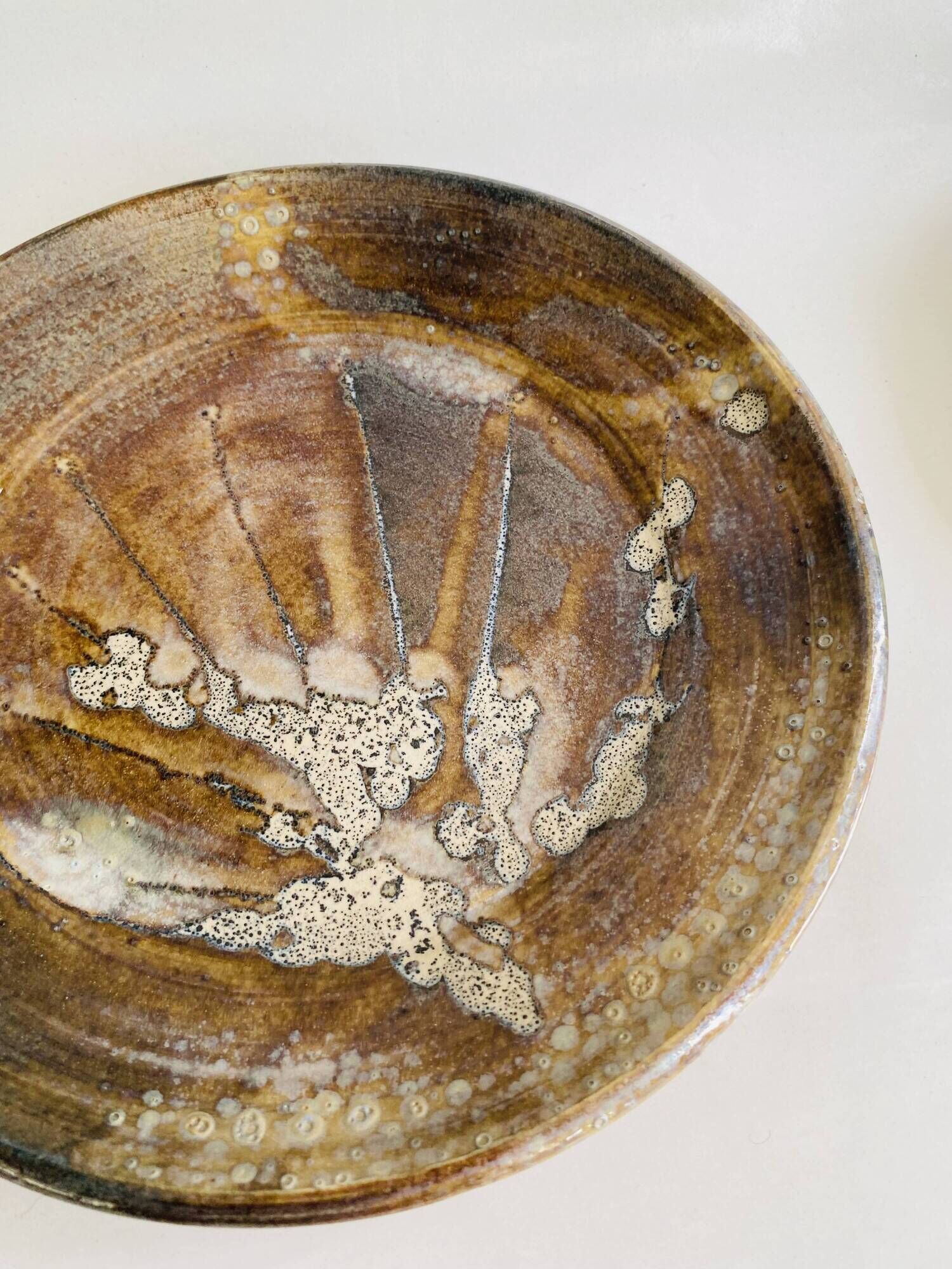 Ceramic plate signed, stoneware 24 cm