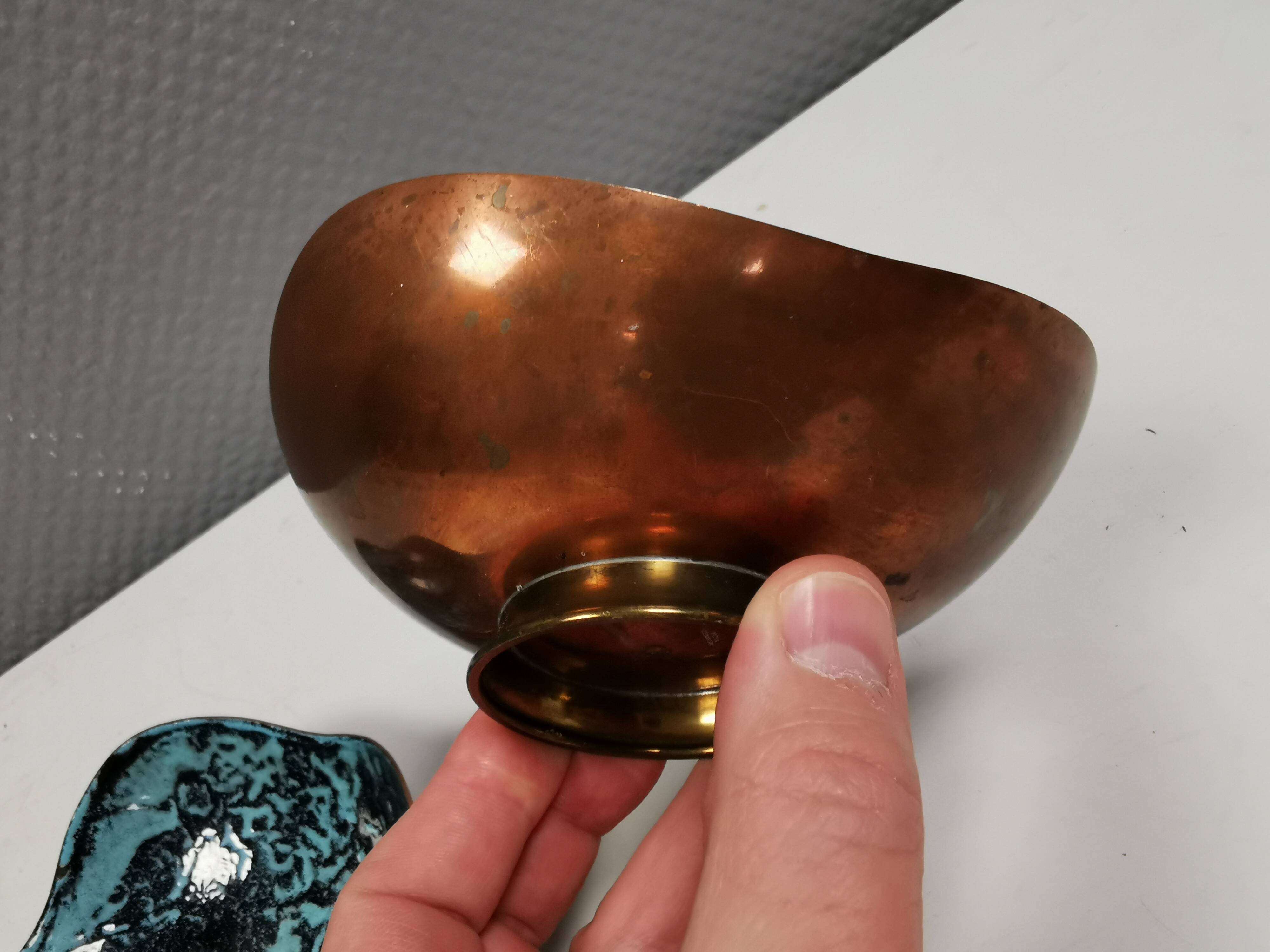 Set of candlesticks. Made of copper and blue/black enamel. From Danish Meka (1951 - 1989)