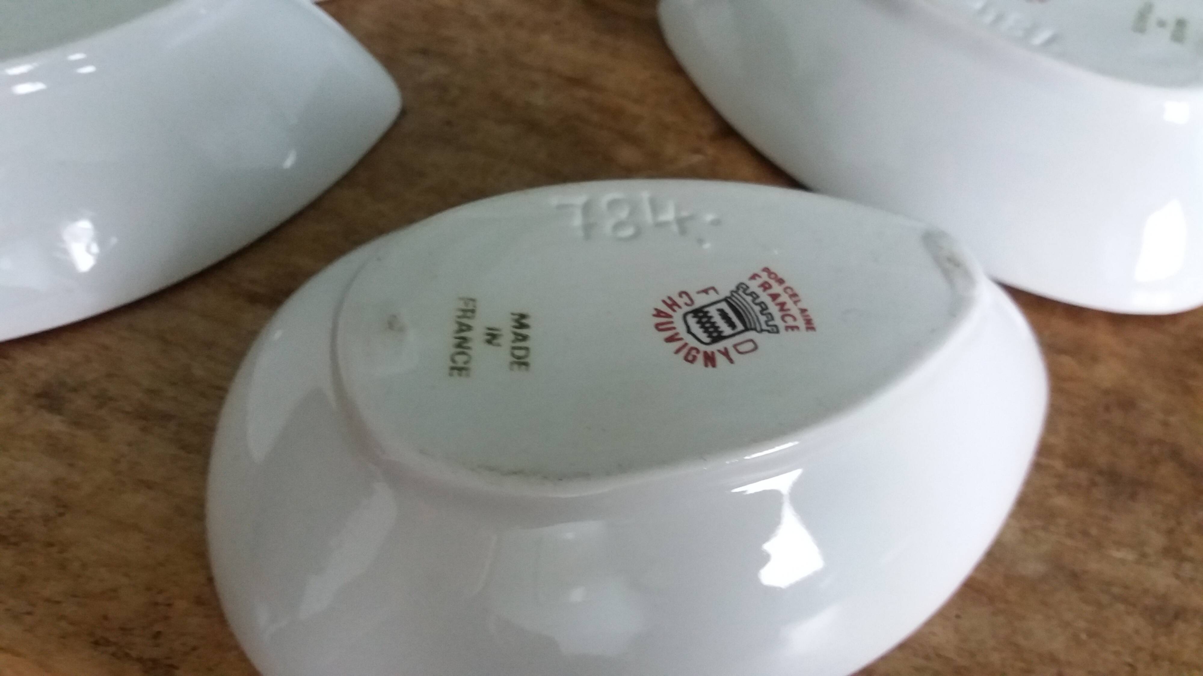 Lawyer's service, porcelain bowls FD Chauvigny