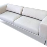 “Moov” sofa by Piero Lissoni for Cassina – contemporary design