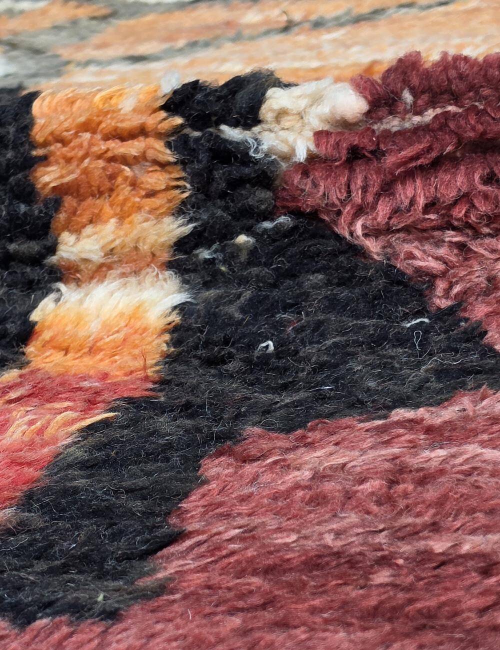 Berber Boujad Rug - 192 x 133 cm