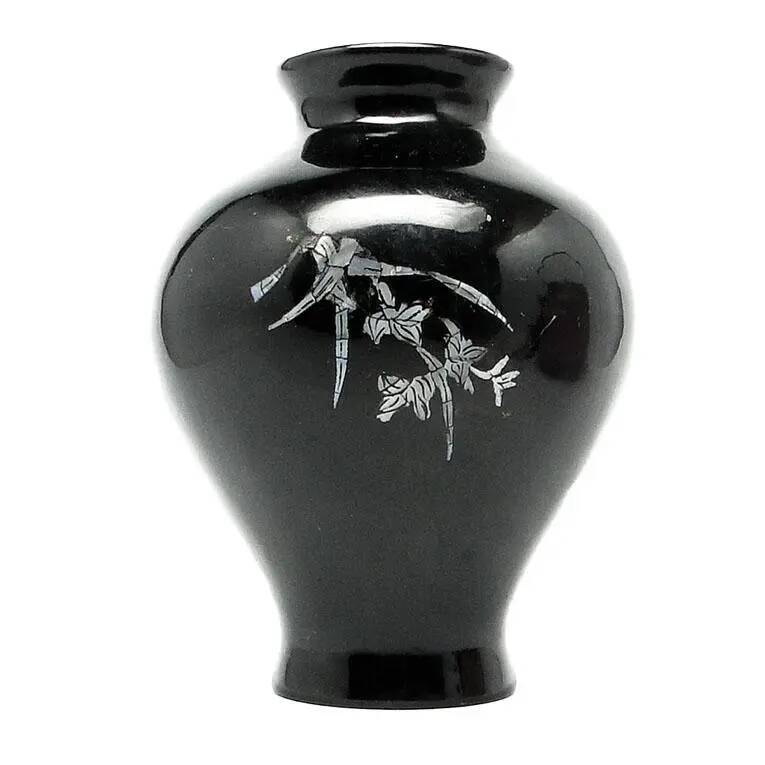 Minimalism vase, black lacquer, mother-of-pearl inlay, Japan, 1950s