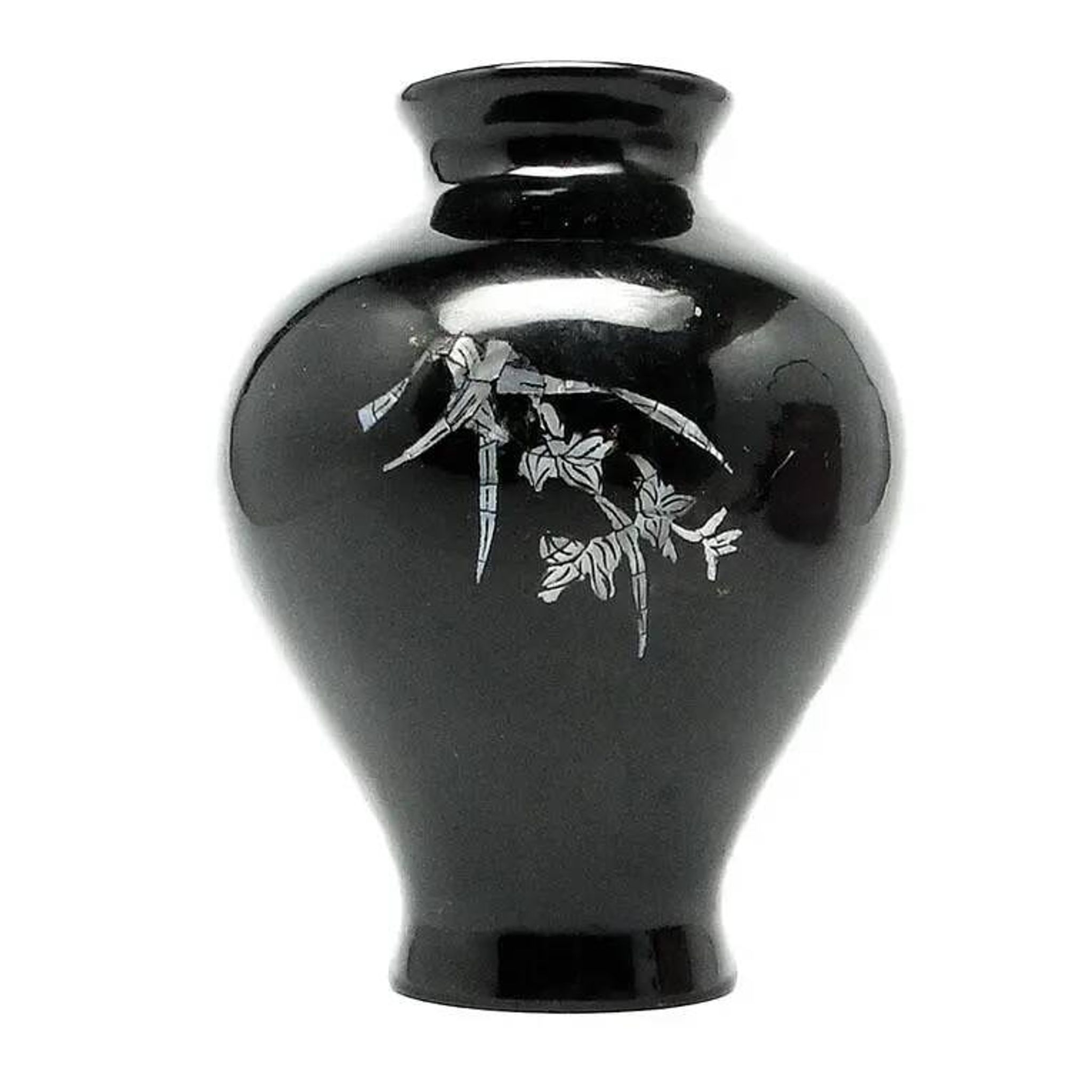 Minimalism vase, black lacquer, mother-of-pearl inlay, Japan, 1950s