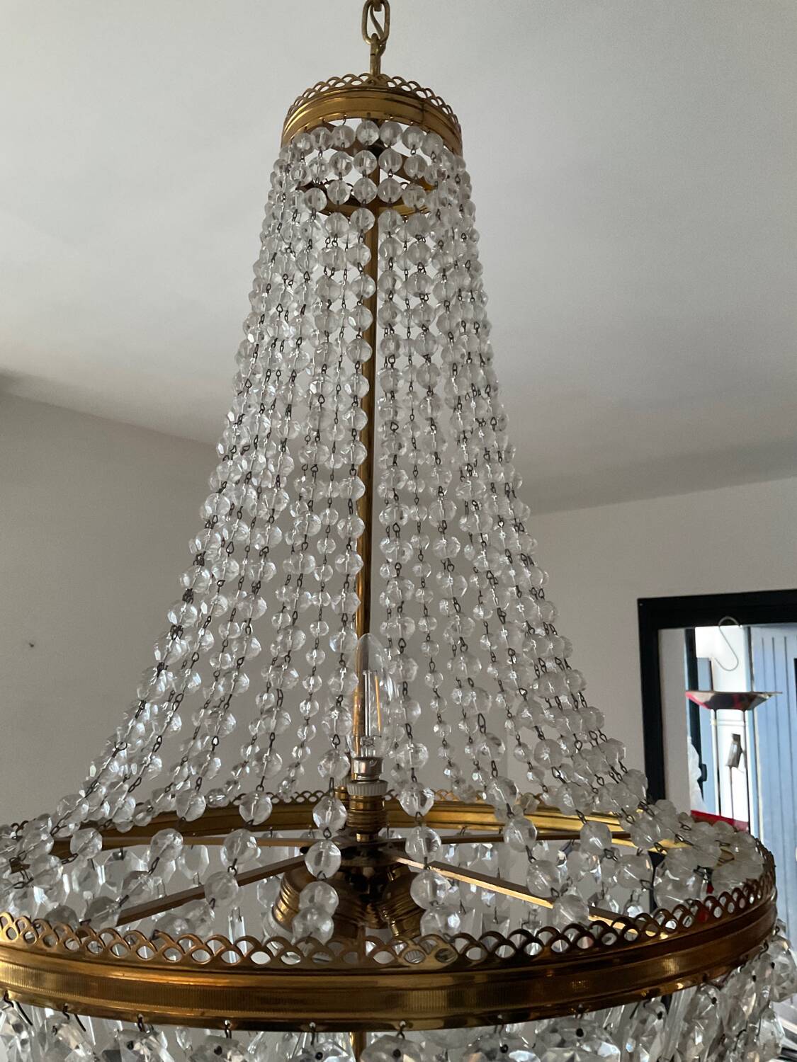 Lustre Montgolfière en laiton à pampilles