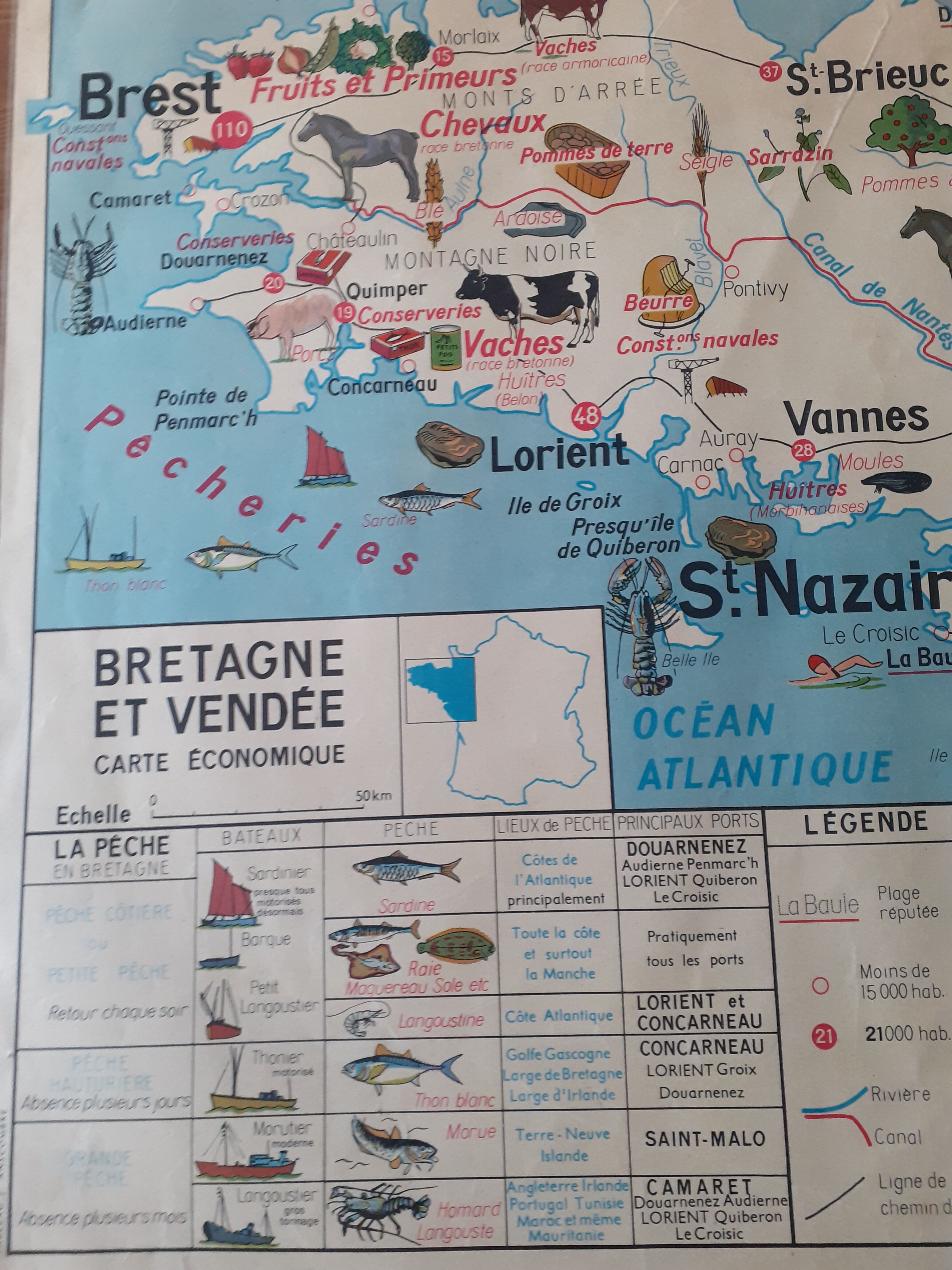 Educational map Brittany and Vendée Pays de la Loire Castles of the Loire