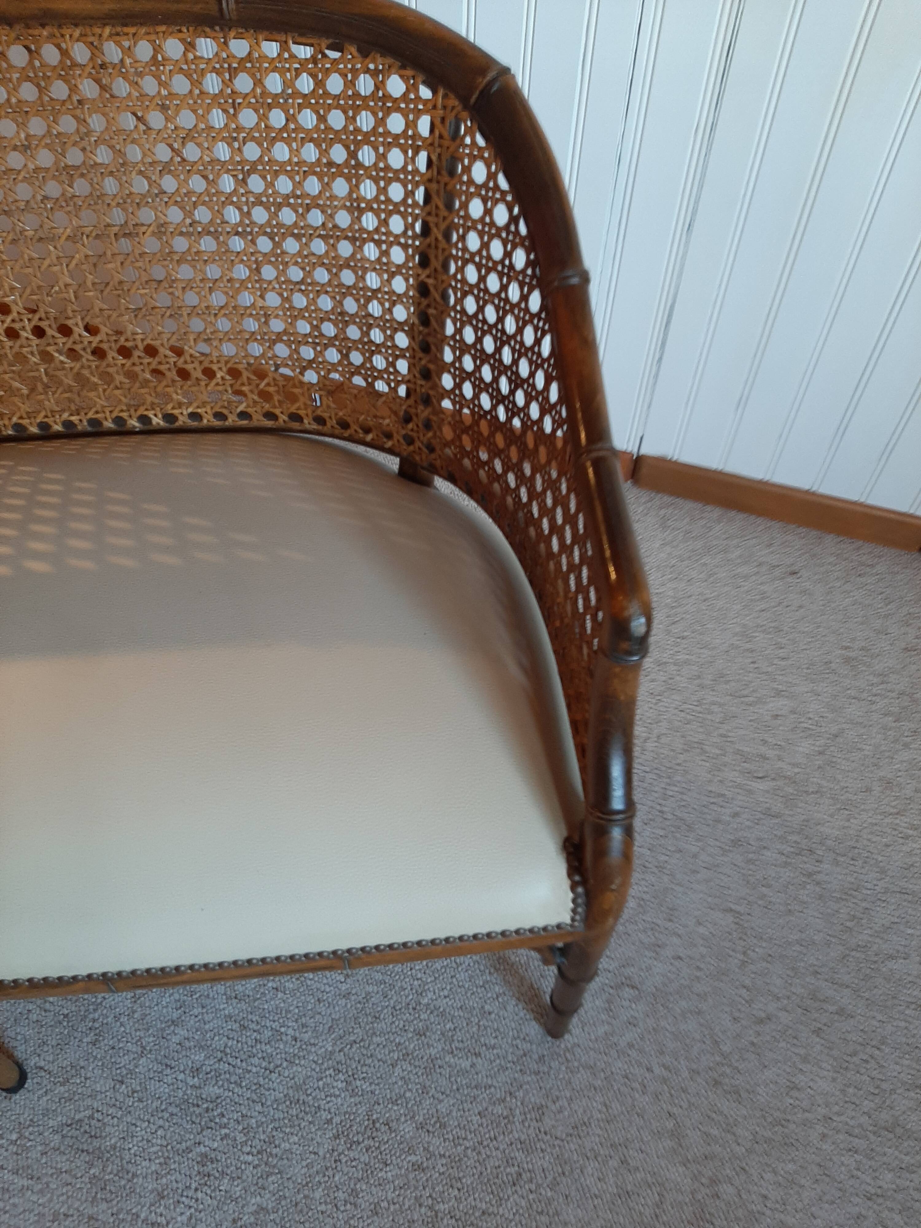 2-seater bamboo cane bench in vintage white imitation leather