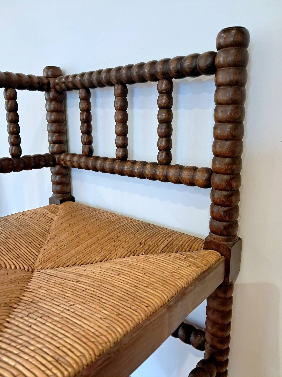 Fireplace corner chair