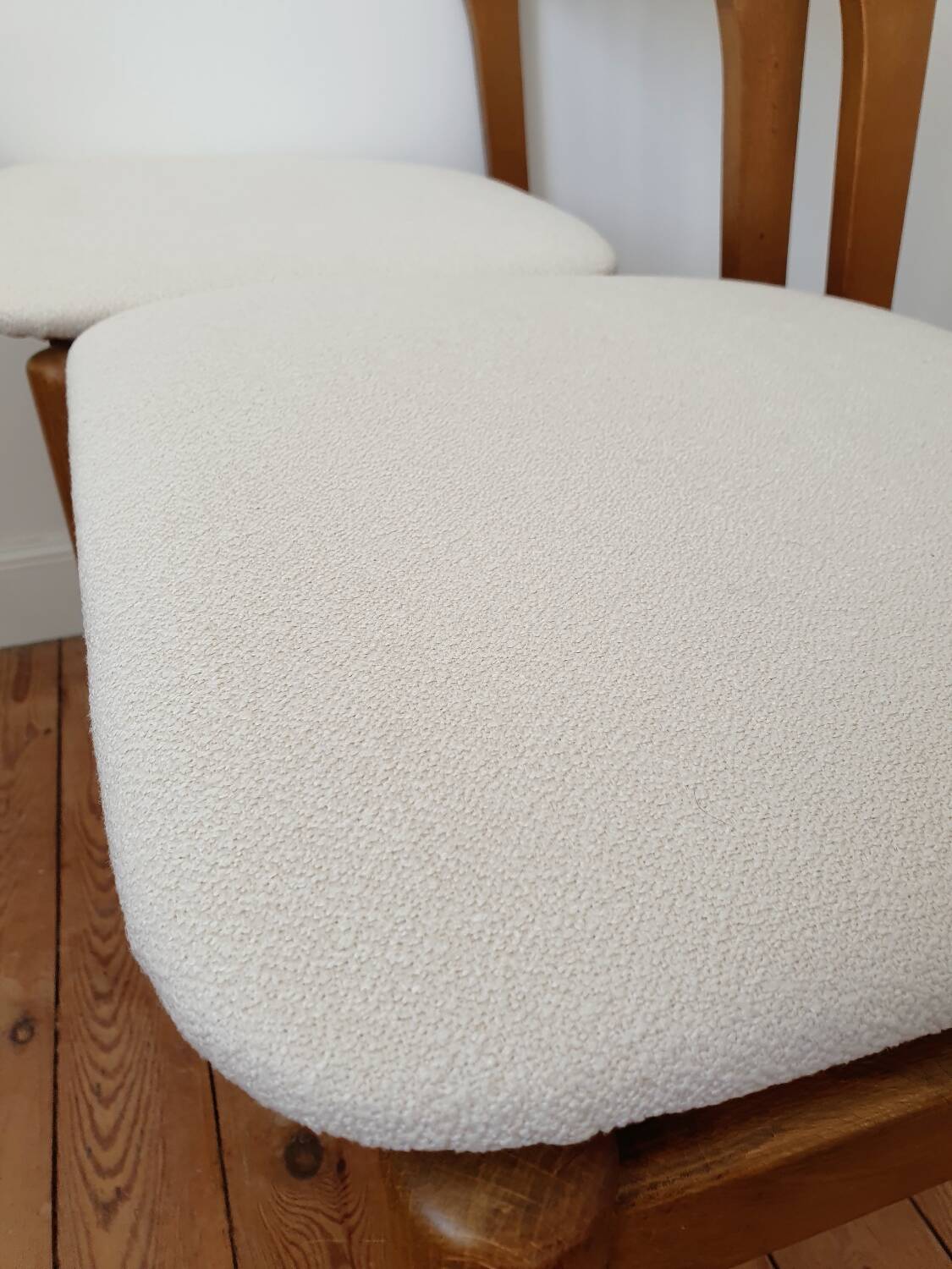 Paire de chaises années 50