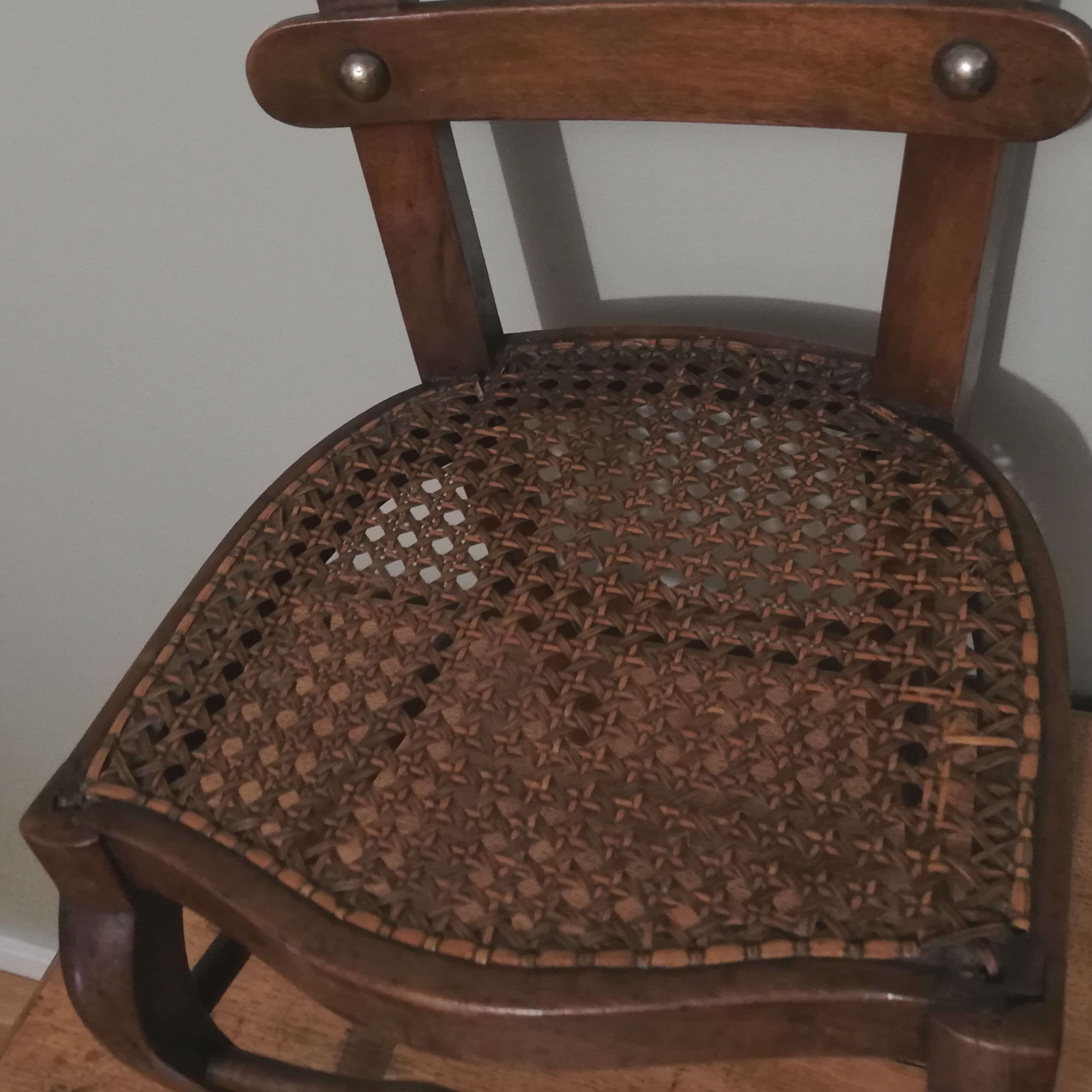 Children's canned chair