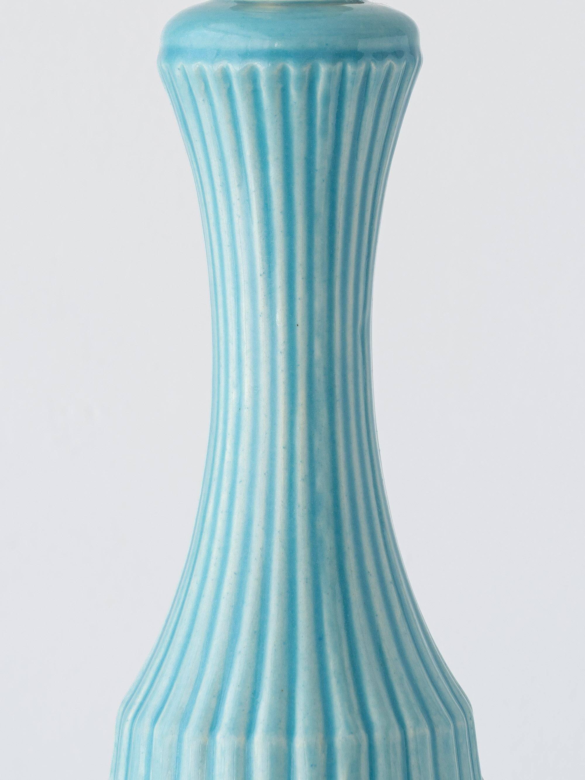 XXL Spanish sculptural table lamp in turquoise ceramic, 1960s, new Liberty lampshade.