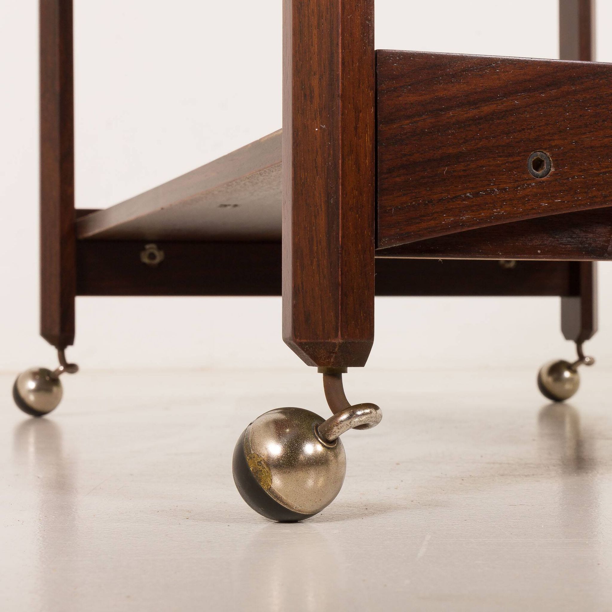 Italian mid century bar trolley, serving cart in rosewood, 1960s